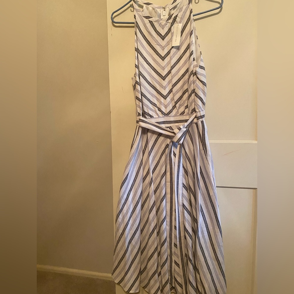New York and Company maxi dress with pockets